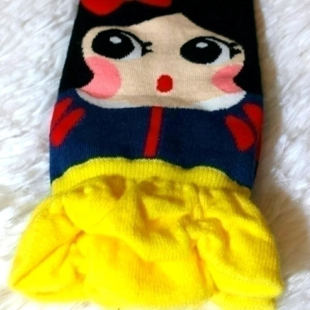 Kiss Socks Snow White Character Ruffle Socks